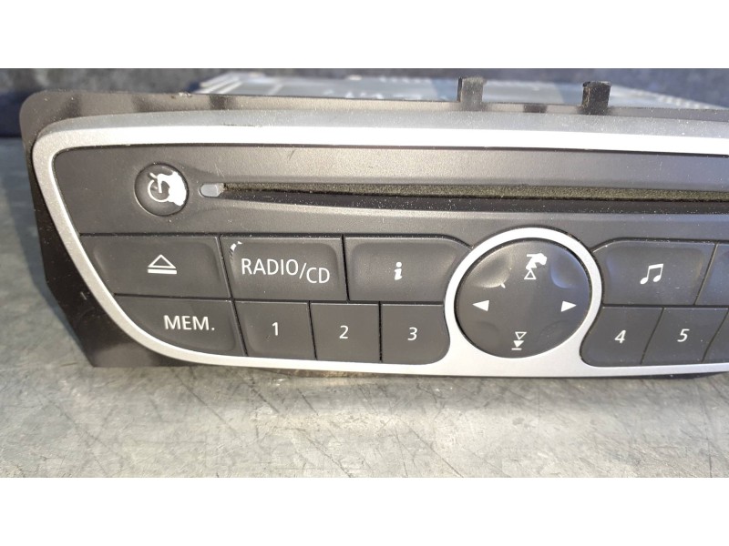 Recambio de sistema audio / radio cd para renault megane iii berlina 5 p referencia OEM IAM 281150030RB 281150030RT 