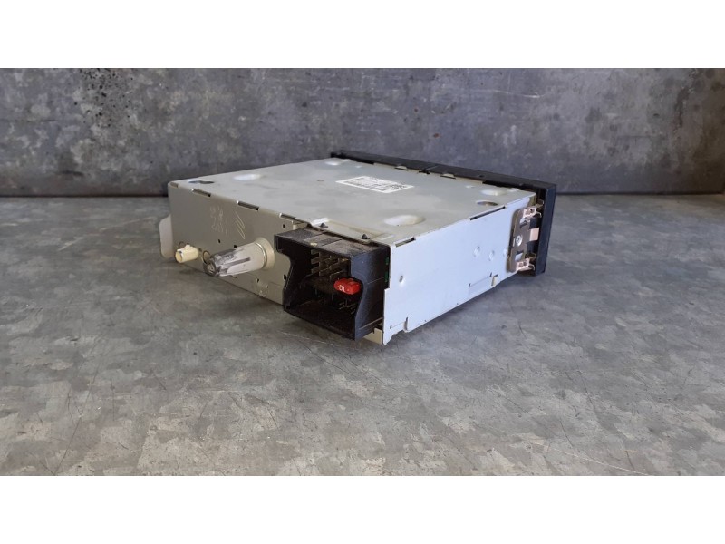 Recambio de sistema audio / radio cd para citroen c3 referencia OEM IAM 98016070XT01 A2C37498600 CONTINENTAL