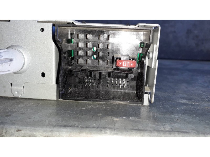 Recambio de sistema audio / radio cd para citroen c3 referencia OEM IAM 98016070XT01 A2C37498600 CONTINENTAL