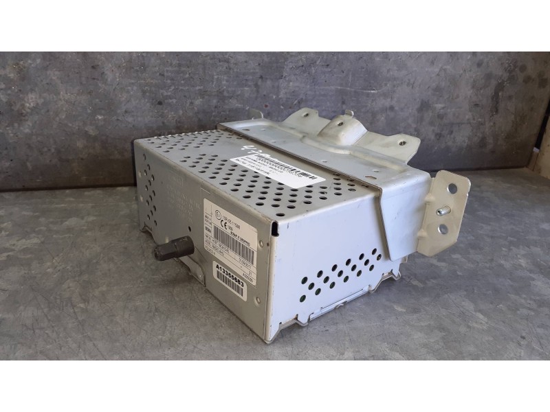 Recambio de sistema audio / radio cd para ford fiesta (ce1) referencia OEM IAM H1BT18C815RL 10R0511588 RADIO AHU