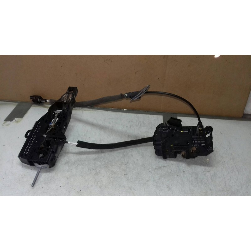 Recambio de cerradura puerta trasera izquierda para renault captur xmod referencia OEM IAM 805034742R 40717224 ELECTRICA