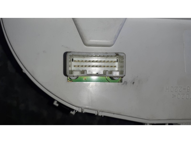 Recambio de cuadro instrumentos para mitsubishi outlander (cw0) referencia OEM IAM 8100A115A 507920H MMSM6240K