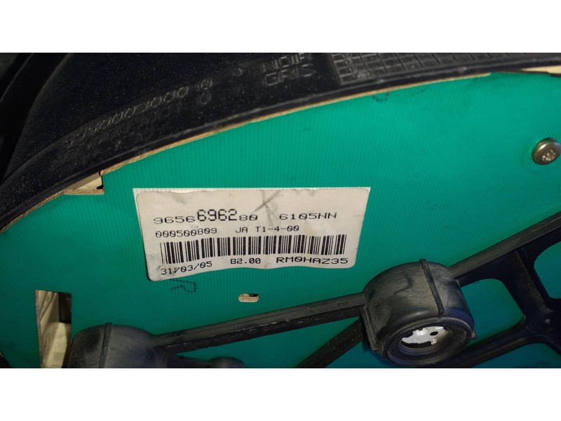 Recambio de cuadro instrumentos para peugeot 206 berlina referencia OEM IAM 9656696280  JAEGER