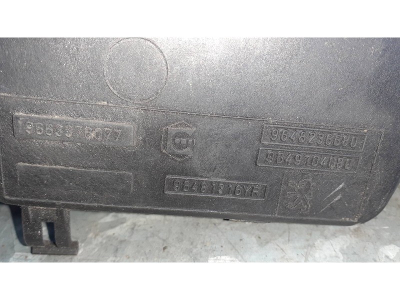 Recambio de soporte rueda repuesto para peugeot 307 break / sw (s1) referencia OEM IAM 9648236680 9649104080 9663376077