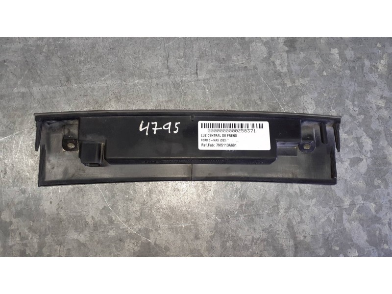 Recambio de luz central de freno para ford c-max (cb3) referencia OEM IAM 7M5113A601 2DA270523 3M5113A613