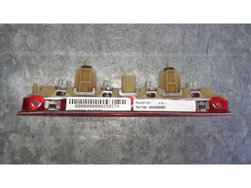 Recambio de luz central de freno para peugeot 207 referencia OEM IAM 9649986880  