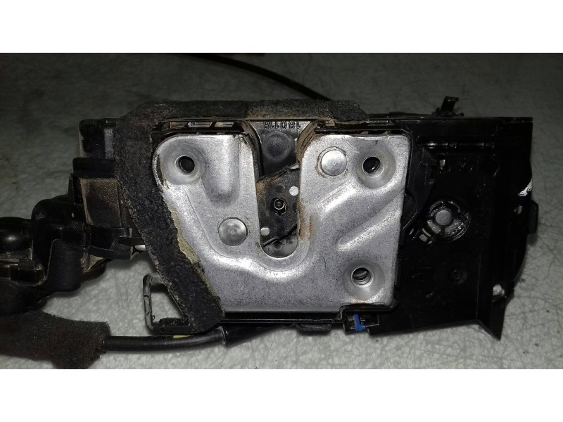 Recambio de cerradura puerta delantera izquierda para renault captur xmod referencia OEM IAM 805031332R 40517224 ELECTRICA