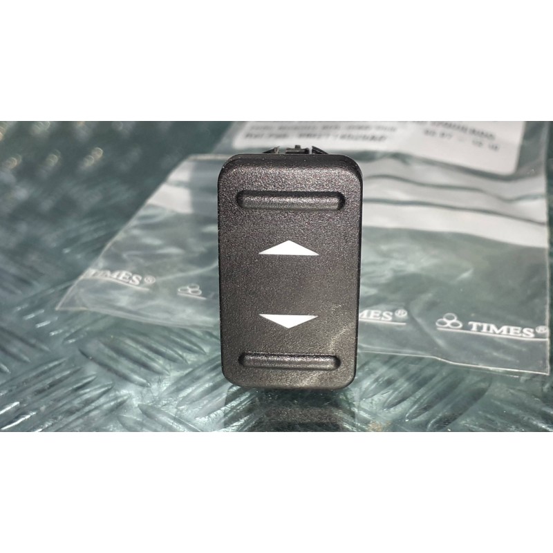 Recambio de mando elevalunas trasero izquierdo para ford mondeo ber. (ca2) ghia referencia OEM IAM 6M2T14529AD 2203740598 220320