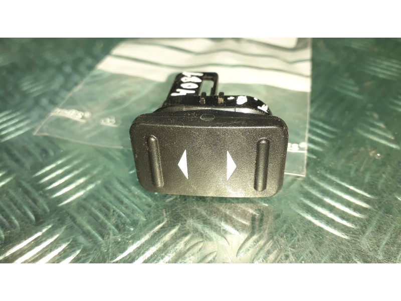 Recambio de mando elevalunas trasero izquierdo para ford mondeo ber. (ca2) ghia referencia OEM IAM 6M2T14529AD 2203740598 220320