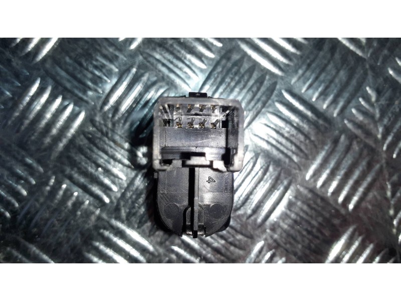 Recambio de mando elevalunas trasero izquierdo para ford mondeo ber. (ca2) ghia referencia OEM IAM 6M2T14529AD 2203740598 220320