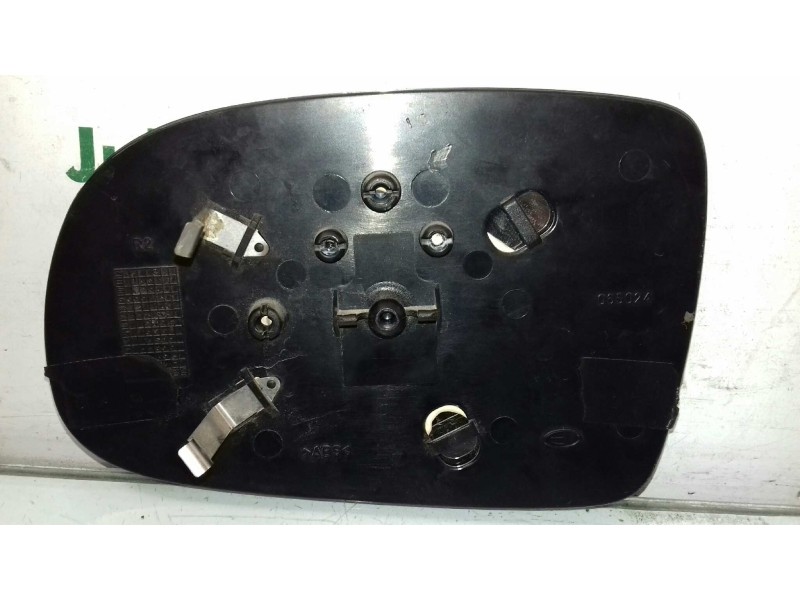 Recambio de cristal retrovisor derecho para opel corsa c club referencia OEM IAM 065024  