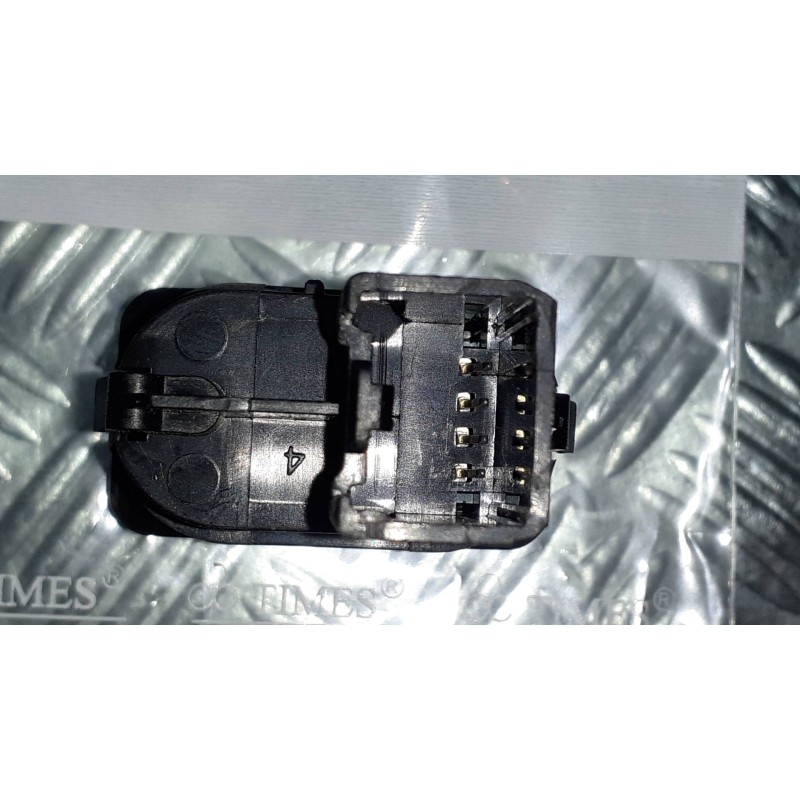 Recambio de mando elevalunas trasero derecho para ford mondeo ber. (ca2) ghia referencia OEM IAM 6M2T14529AD 2903741303 29032007
