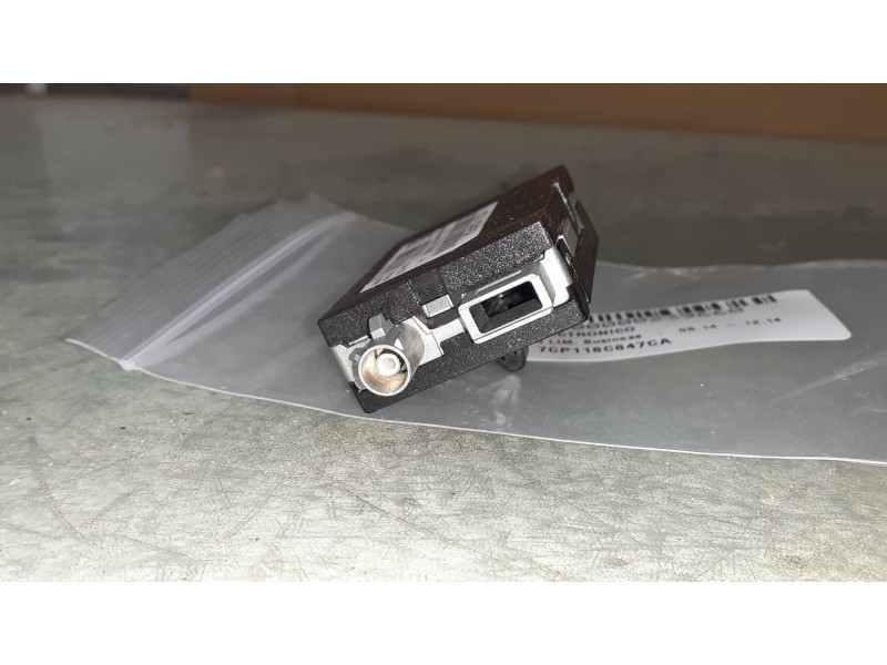 Recambio de modulo electronico para ford focus lim. business referencia OEM IAM 7CP118C847CA P30761696 FOMOCO