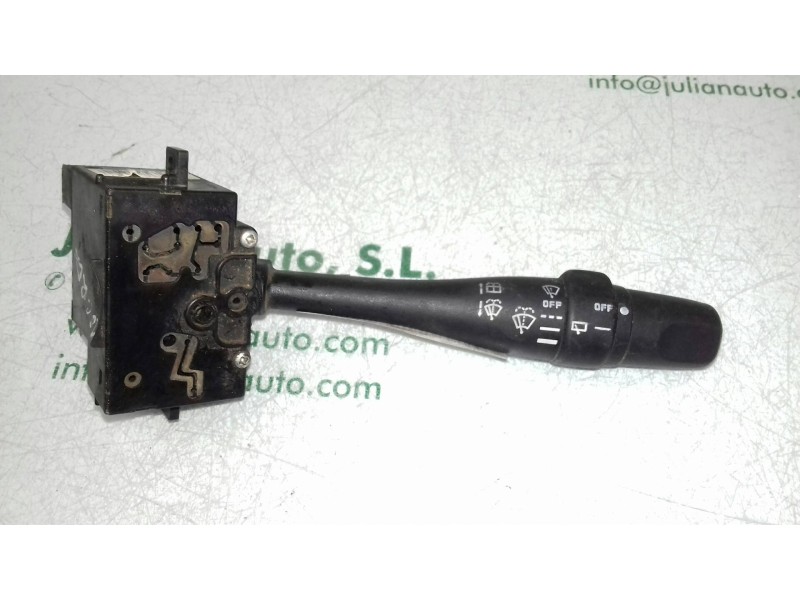 Recambio de mando limpia para nissan micra (k11) básico referencia OEM IAM 36832A   Recambio de mando limpia para nissan micra (k11) básico referencia OEM IAM 36832A