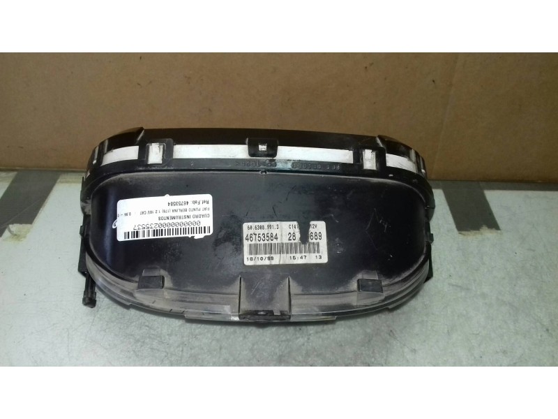 Recambio de cuadro instrumentos para fiat punto berlina (176) 1.2 16v cat referencia OEM IAM 46753584 606307002E 