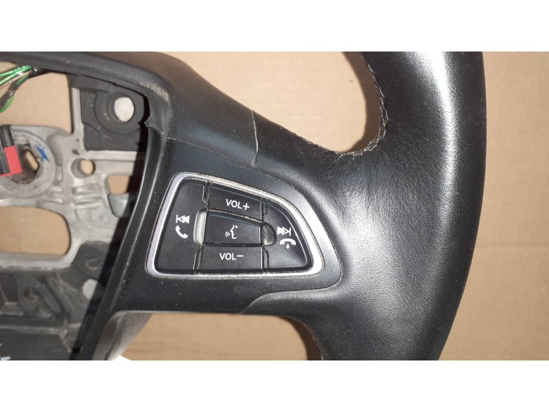 Recambio de volante para ford focus lim. business referencia OEM IAM F1EB3600JC3ZHE  PIEL