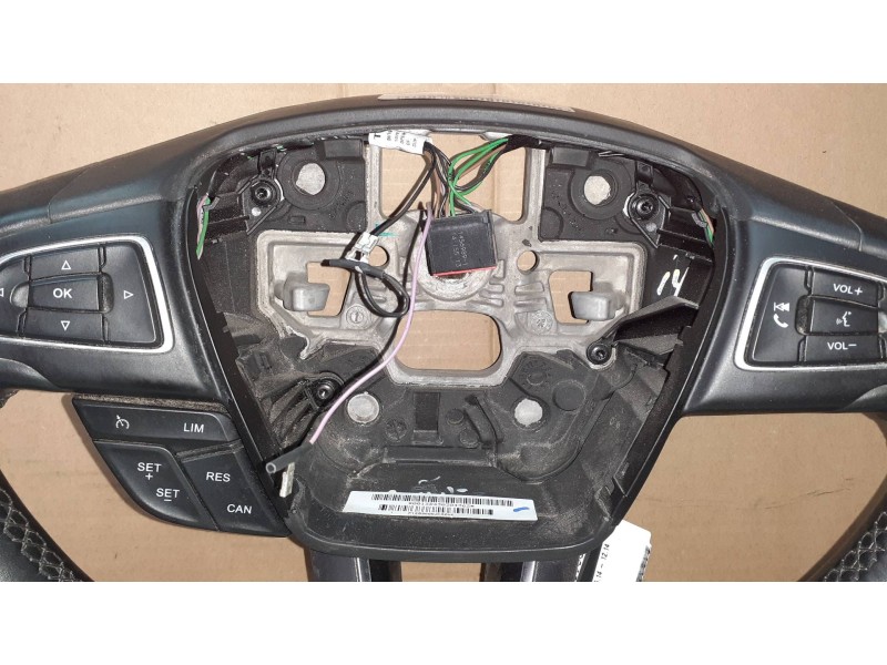 Recambio de volante para ford focus lim. business referencia OEM IAM F1EB3600JC3ZHE  PIEL