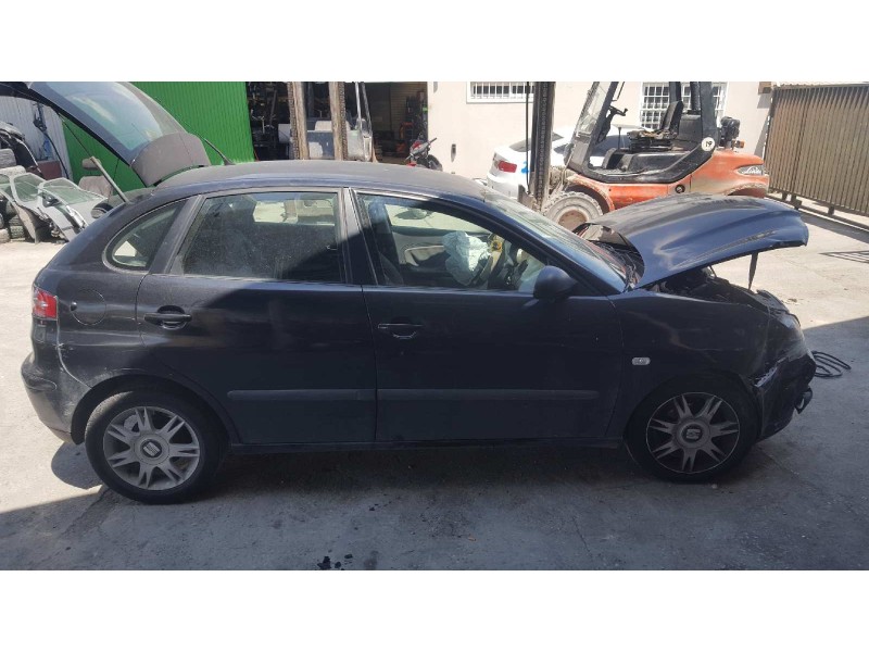 seat ibiza (6l1) del año 2004