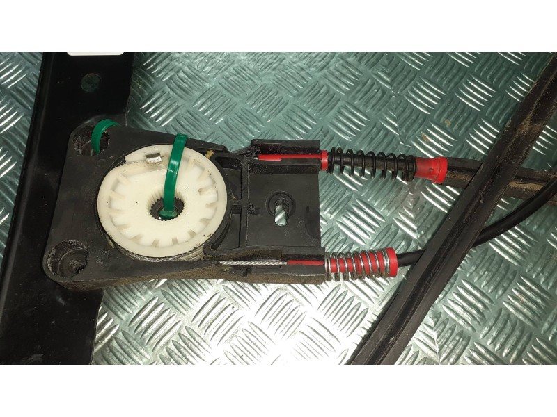 Recambio de elevalunas delantero izquierdo para ford mondeo ber. (ca2) ghia referencia OEM IAM 7S71A23201BG 1207M ELECTRICO