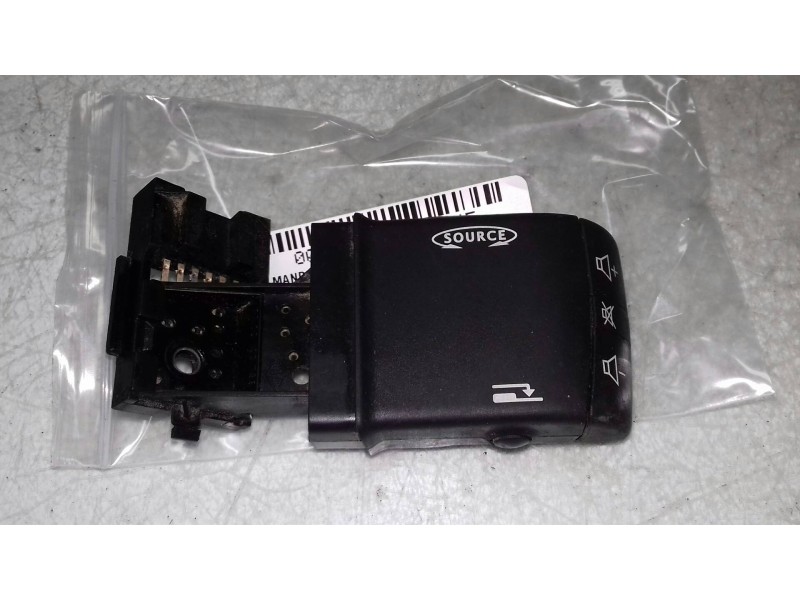 Recambio de mando multifuncion para renault megane ii berlina 5p 1.9 dci diesel referencia OEM IAM 8200103769  RADIO Recambio de mando multifuncion para renault megane ii berlina 5p 1.9 dci diesel referencia OEM IAM 8200103769  RADIO