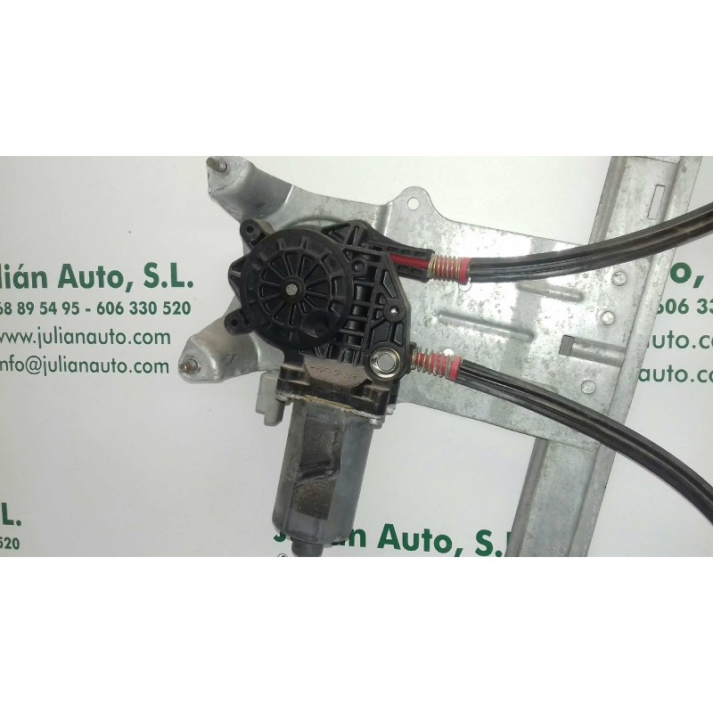 Recambio de elevalunas delantero derecho para citroen xsara picasso 1.6 16v exclusive referencia OEM IAM 0130821762  ELECTRICO