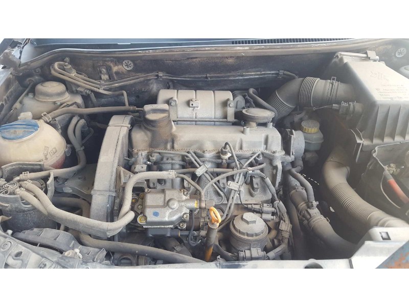 seat ibiza (6l1) del año 2004