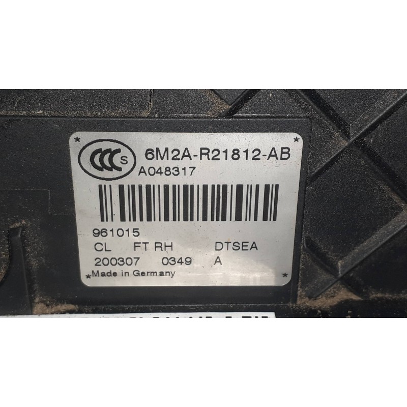 Recambio de cerradura puerta delantera derecha para ford mondeo ber. (ca2) ghia referencia OEM IAM 6M2AR21812AB 200307 961015