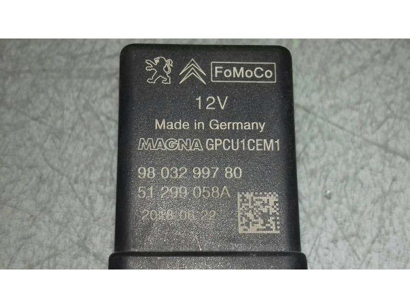 Recambio de caja precalentamiento para peugeot partner kombi outdoor referencia OEM IAM 9803299780 51299058A 8 PINES