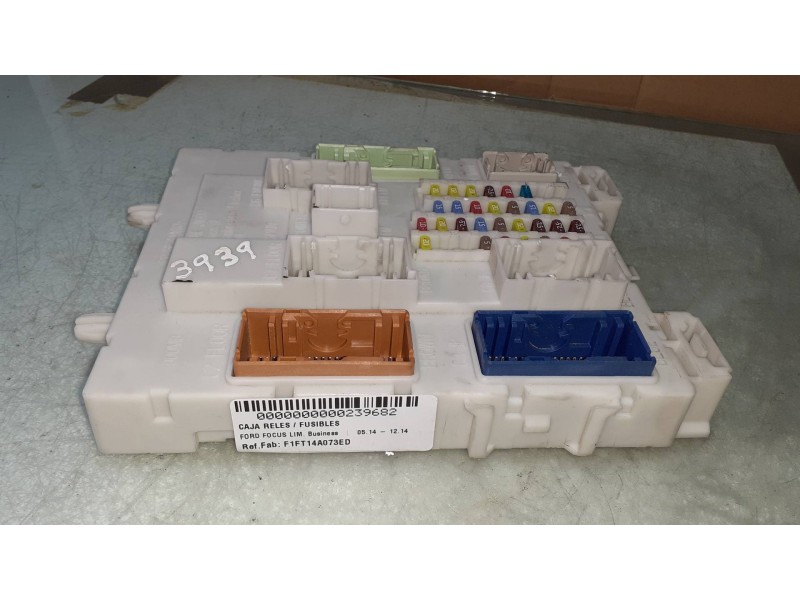 Recambio de caja reles / fusibles para ford focus lim. business referencia OEM IAM F1FT14A073ED 97RI010012 9560014458