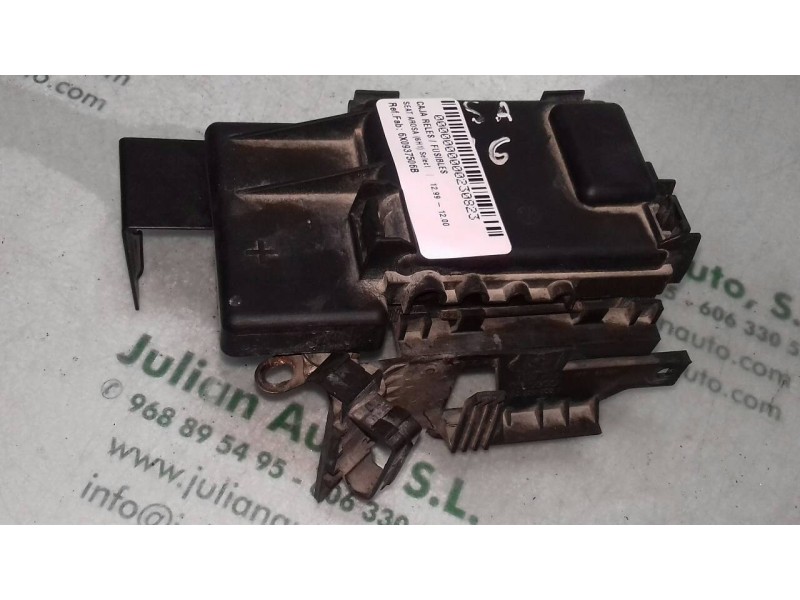 Recambio de caja reles / fusibles para seat arosa (6h1) select referencia OEM IAM 6X0937506B 6X0937550 4 PINES Recambio de caja reles / fusibles para seat arosa (6h1) select referencia OEM IAM 6X0937506B 6X0937550 4 PINES