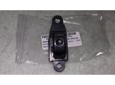 Recambio de mando elevalunas delantero derecho para hyundai h 1 h 1 furg.caja cerr.c. puerta referencia OEM IAM 935804A000 620W0