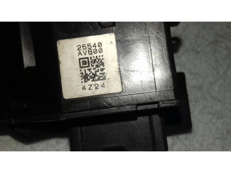 Recambio de mando luces para nissan almera (n16/e) line up referencia OEM IAM 25540AV600  