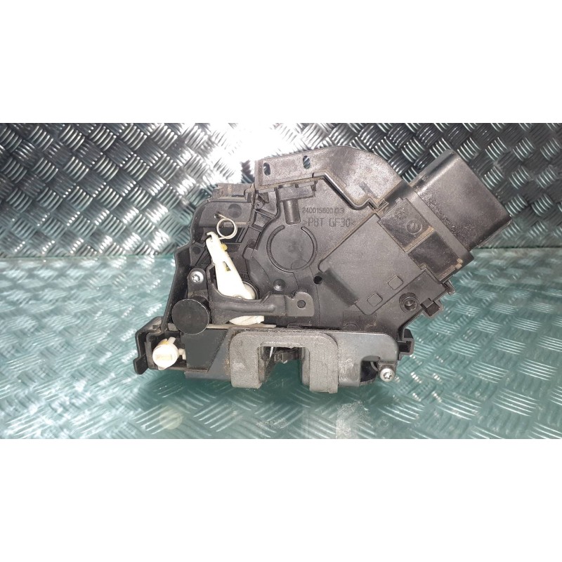Recambio de cerradura puerta trasera izquierda para ford mondeo ber. (ca2) ghia referencia OEM IAM 6M2AR26413BB 970353 A048317