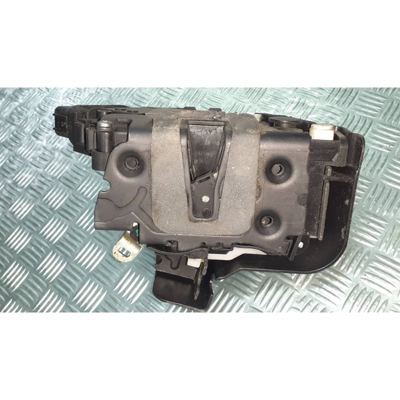 Recambio de cerradura puerta trasera derecha para ford mondeo ber. (ca2) ghia referencia OEM IAM 6M2AR26412BB 970352 A048317