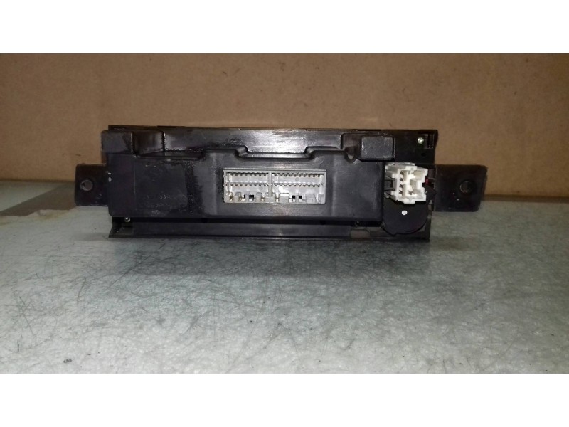 Recambio de mando climatizador para ssangyong kyron 200 xdi limited referencia OEM IAM 6870009020  