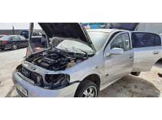 opel astra g berlina del año 2002