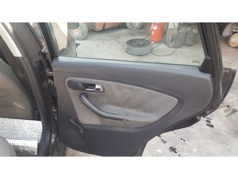 seat ibiza (6l1) del año 2004