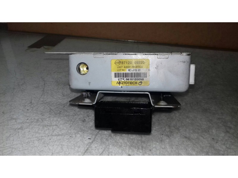 Recambio de modulo electronico para ssangyong kyron 200 xdi limited referencia OEM IAM 8712009220 97RA010045 