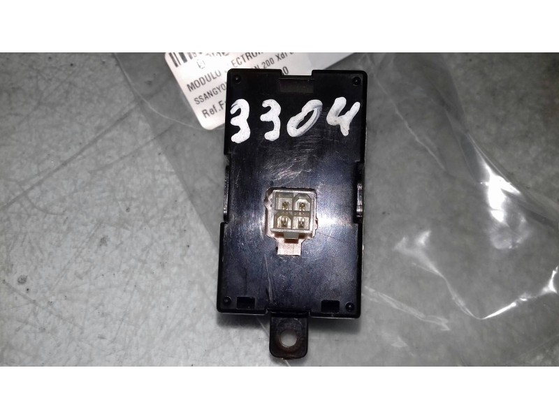 Recambio de modulo electronico para ssangyong kyron 200 xdi limited referencia OEM IAM 8111009000  