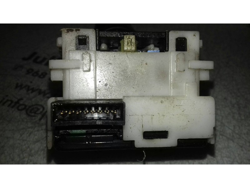 Recambio de mando luces para nissan note (e11e) acenta referencia OEM IAM 255609U00C  