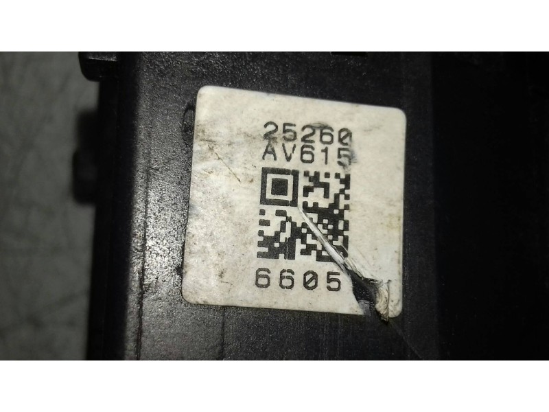 Recambio de mando limpia para nissan primera berlina (p12) visia referencia OEM IAM 25260AV615  