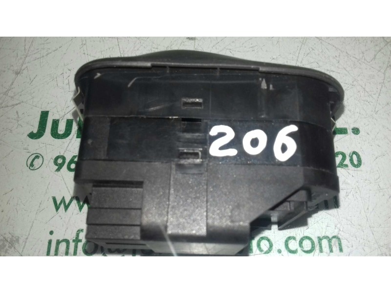 Recambio de mando elevalunas delantero izquierdo para peugeot 206 berlina xr referencia OEM IAM A0271  3 + 3 PINES