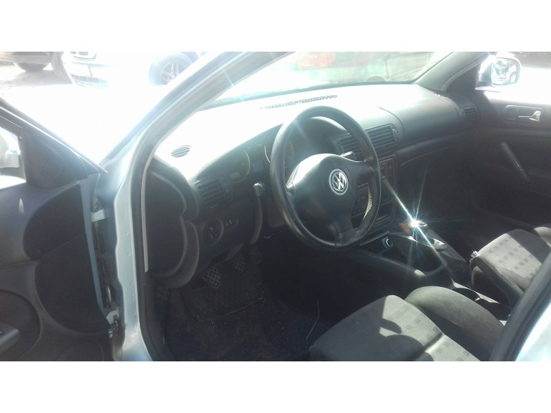 volkswagen passat berlina (3b3) del año 2001