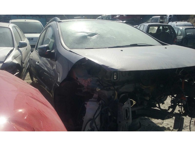 renault clio grandtour del año 2011