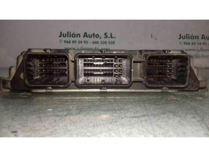 Recambio de centralita motor uce para renault scenic ii luxe dynamique referencia OEM IAM 8200349846 0281011390 BOSCH