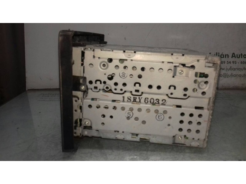 Recambio de sistema audio / radio cd para volvo s60 berlina 2.4 d referencia OEM IAM 86511521 V01980 21689362 