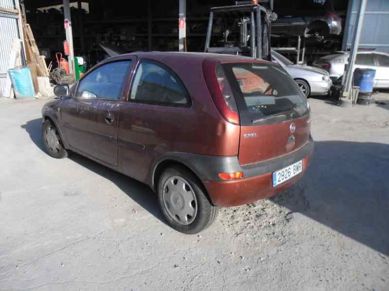 opel corsa c del año 2001