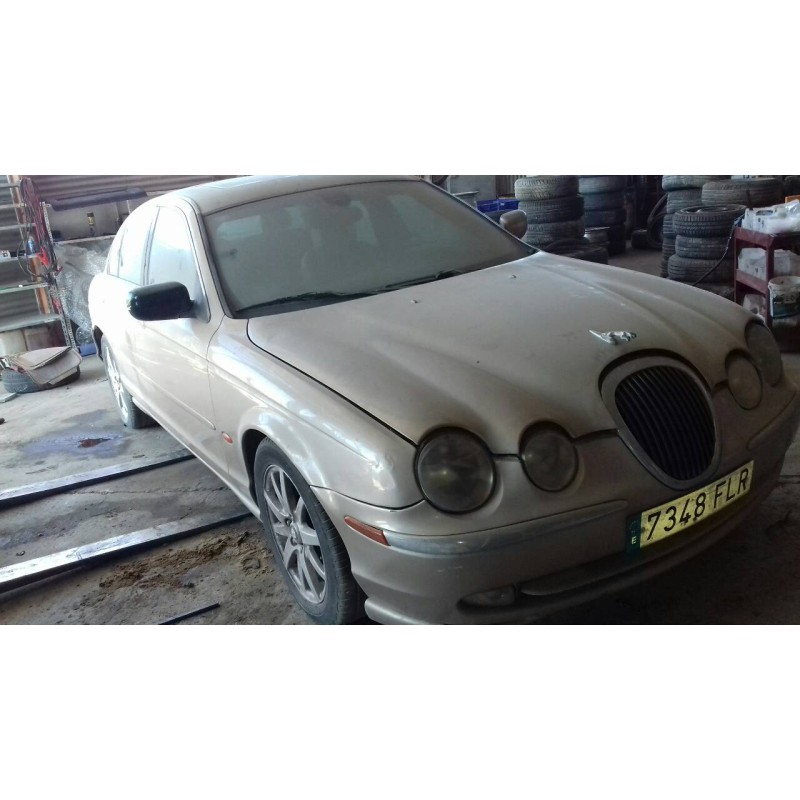 jaguar s-type del año 2000