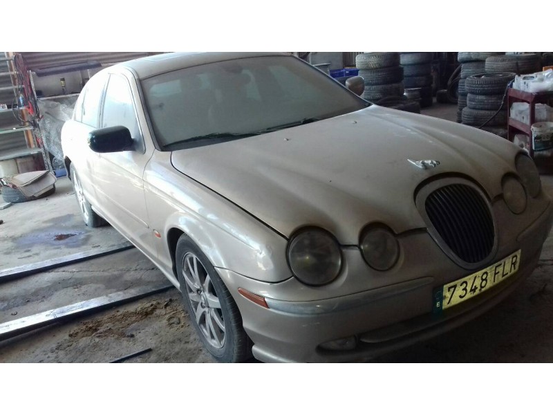 jaguar s-type del año 2000