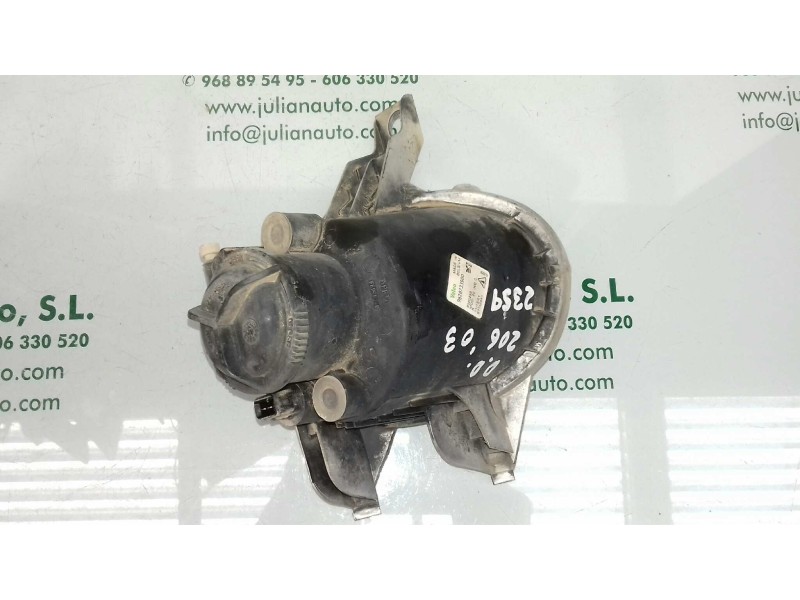 Recambio de faro antiniebla derecho para peugeot 206 berlina xt referencia OEM IAM 9628733980 67742981 VALEO
